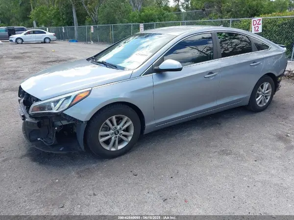 5NPE24AFXGH350601 2016 HYUNDAI SONATA - Image 2
