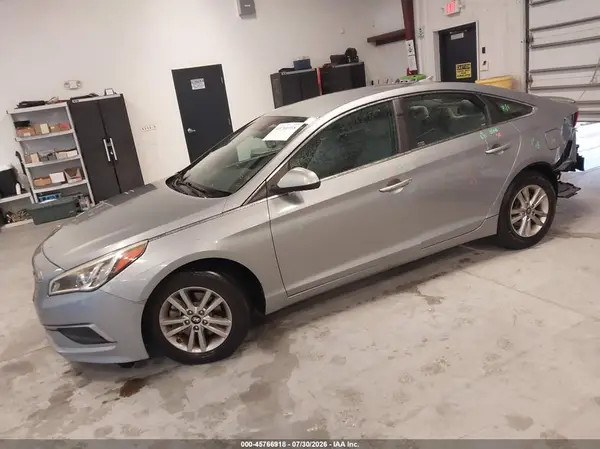 5NPE24AFXGH352431 2016 HYUNDAI SONATA - Image 2