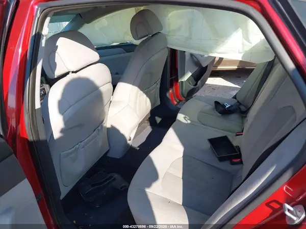 5NPE24AFXGH355846 2016 HYUNDAI SONATA - Image 8