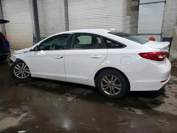 5NPE24AFXGH356561 2016 HYUNDAI SONATA - Image 2