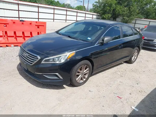 5NPE24AFXGH358584 2016 HYUNDAI SONATA - Image 2