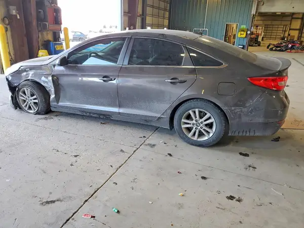 5NPE24AFXGH363946 2016 HYUNDAI SONATA - Image 2