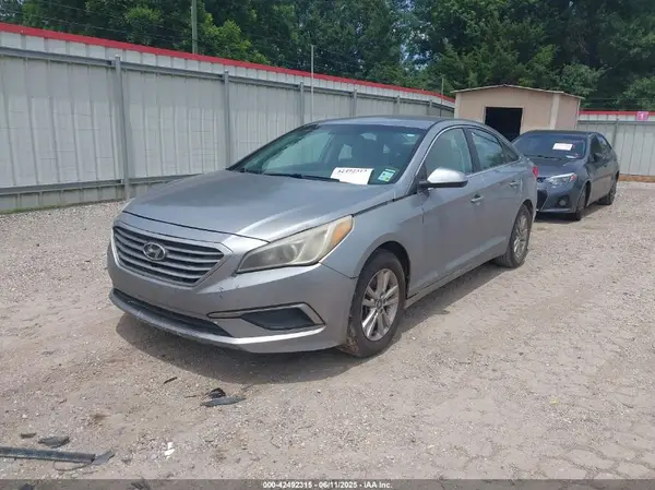 5NPE24AFXGH367060 2016 HYUNDAI SONATA - Image 2