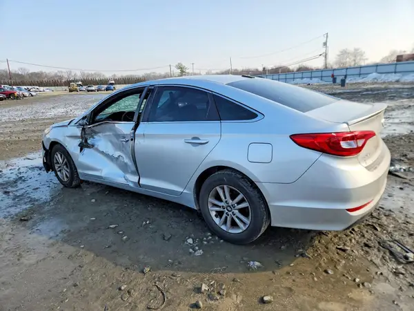 5NPE24AFXGH375627 2016 HYUNDAI SONATA - Image 2