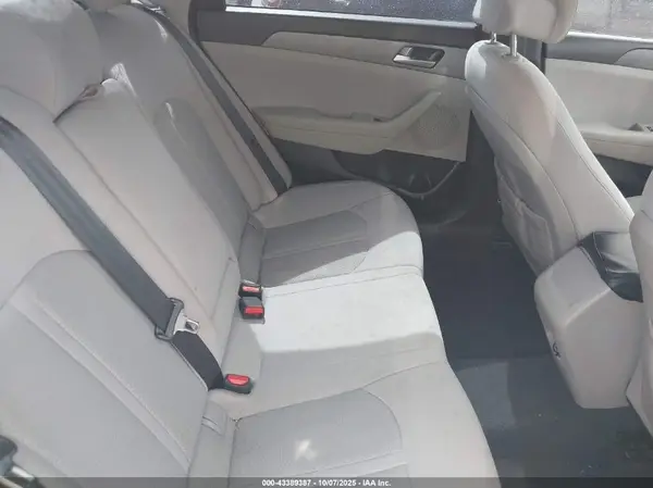 5NPE24AFXGH376373 2016 HYUNDAI SONATA - Image 8