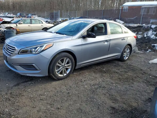 5NPE24AFXGH383839 2016 HYUNDAI SONATA - Image 1