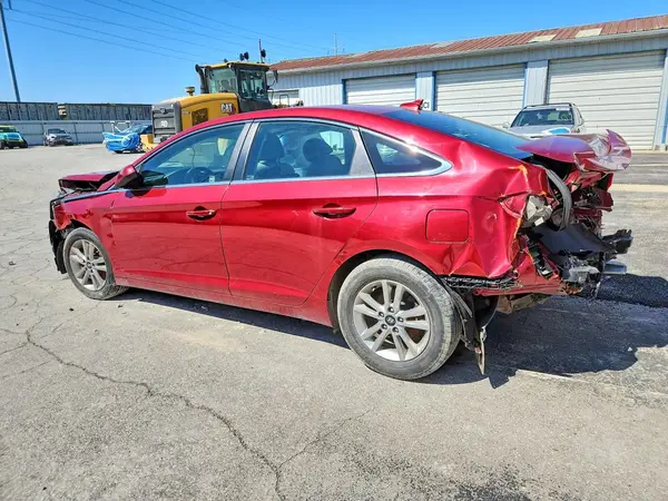 5NPE24AFXGH386451 2016 HYUNDAI SONATA - Image 2