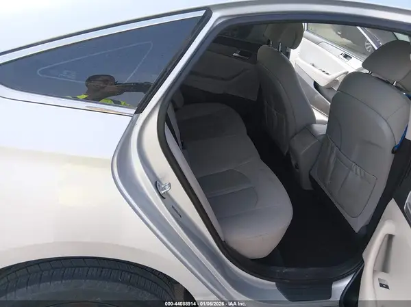 5NPE24AFXGH389320 2016 HYUNDAI SONATA - Image 8