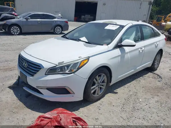 5NPE24AFXGH390385 2016 HYUNDAI SONATA - Image 2