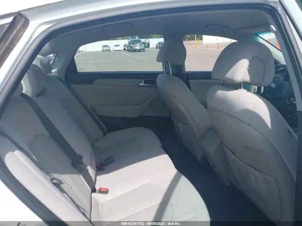 5NPE24AFXGH390399 2016 HYUNDAI SONATA - Image 8