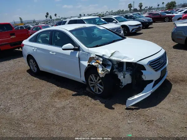 5NPE24AFXGH396493 2016 HYUNDAI SONATA - Image 1