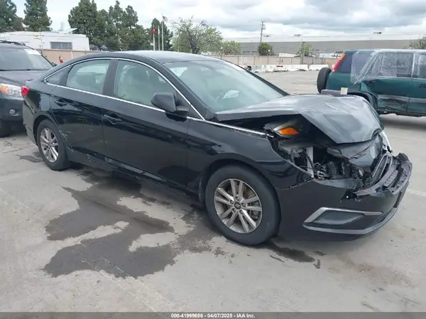 5NPE24AFXGH401286 2016 HYUNDAI SONATA - Image 1
