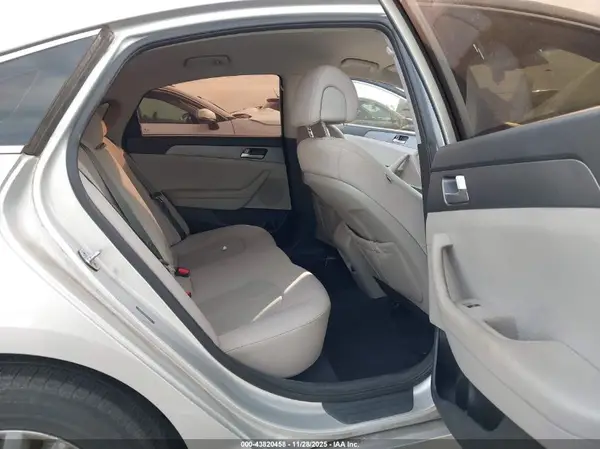 5NPE24AFXGH405211 2016 HYUNDAI SONATA - Image 8