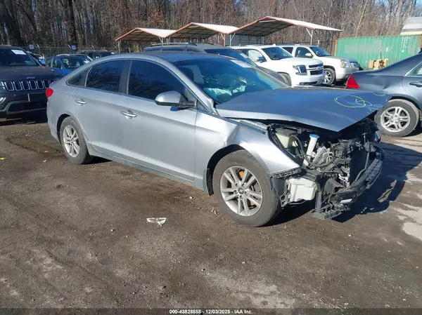 5NPE24AFXGH405449 2016 HYUNDAI SONATA - Image 1