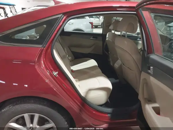5NPE24AFXGH407136 2016 HYUNDAI SONATA - Image 8