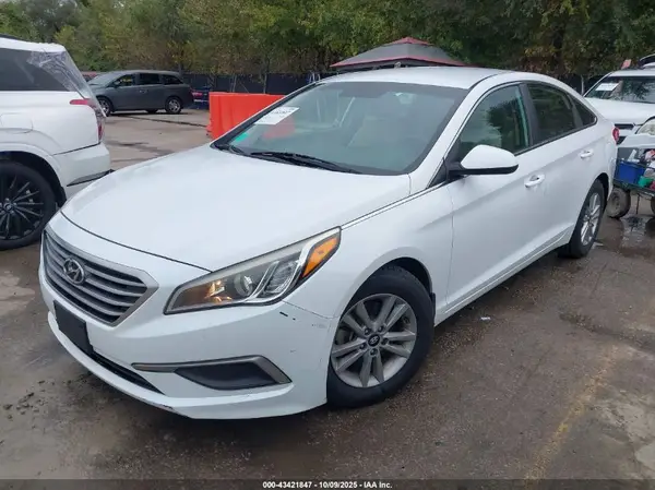 5NPE24AFXGH409078 2016 HYUNDAI SONATA - Image 2