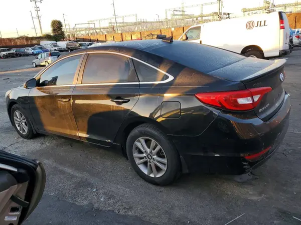 5NPE24AFXGH411462 2016 HYUNDAI SONATA - Image 2