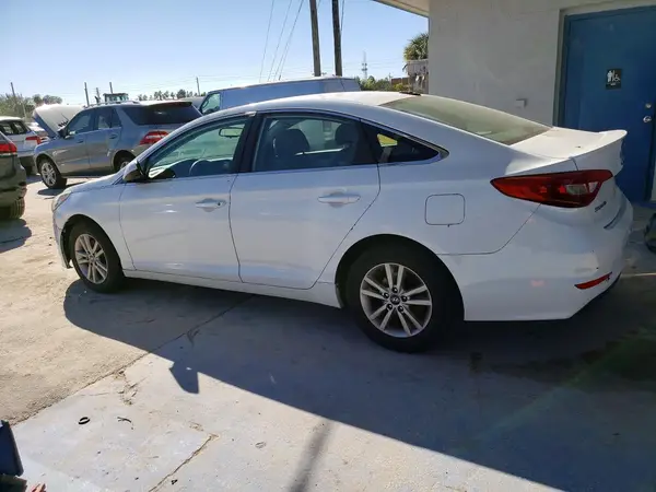 5NPE24AFXGH419562 2016 HYUNDAI SONATA - Image 2