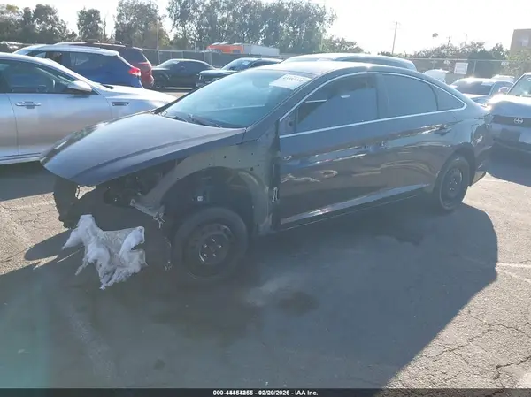 5NPE24AFXGH435311 2016 HYUNDAI SONATA - Image 2