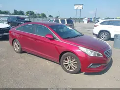 5NPE24AFXGHGH2650 2016 HYUNDAI SONATA