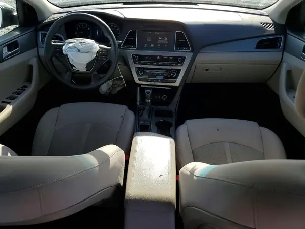 5NPE24AFXHH439392 2017 HYUNDAI SONATA - Image 8