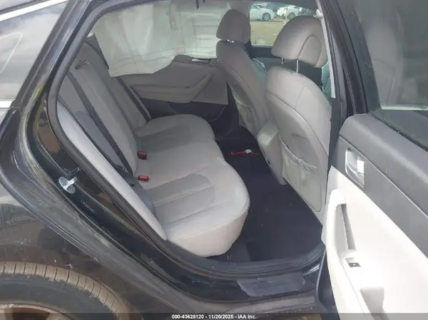 5NPE24AFXHH448951 2017 HYUNDAI SONATA - Image 8