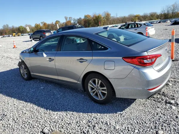 5NPE24AFXHH450540 2017 HYUNDAI SONATA - Image 2