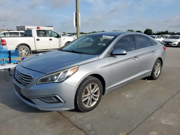 5NPE24AFXHH450862 2017 HYUNDAI SONATA - Image 1