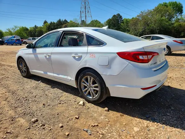 5NPE24AFXHH451932 2017 HYUNDAI SONATA - Image 2