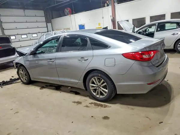5NPE24AFXHH457018 2017 HYUNDAI SONATA - Image 2