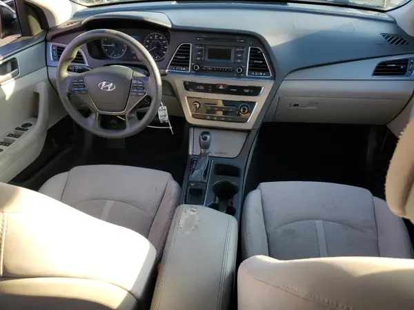 5NPE24AFXHH458735 2017 HYUNDAI SONATA - Image 8