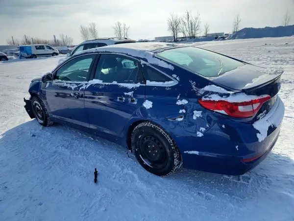 5NPE24AFXHH459285 2017 HYUNDAI SONATA - Image 2