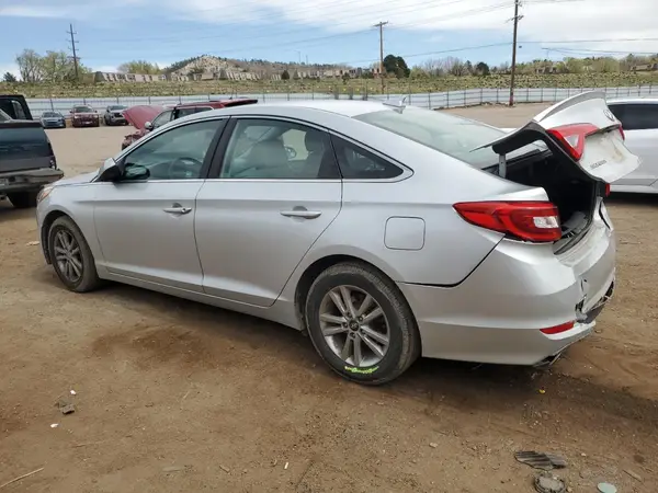 5NPE24AFXHH460582 2017 HYUNDAI SONATA - Image 2