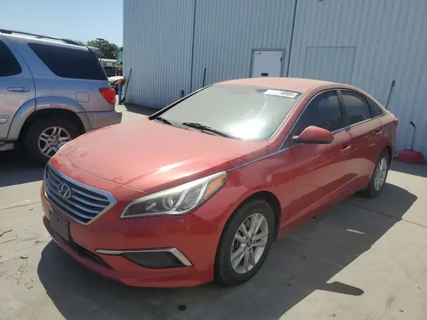 5NPE24AFXHH477642 2017 HYUNDAI SONATA - Image 1