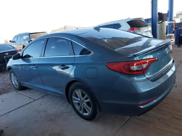 5NPE24AFXHH480797 2017 HYUNDAI SONATA - Image 2