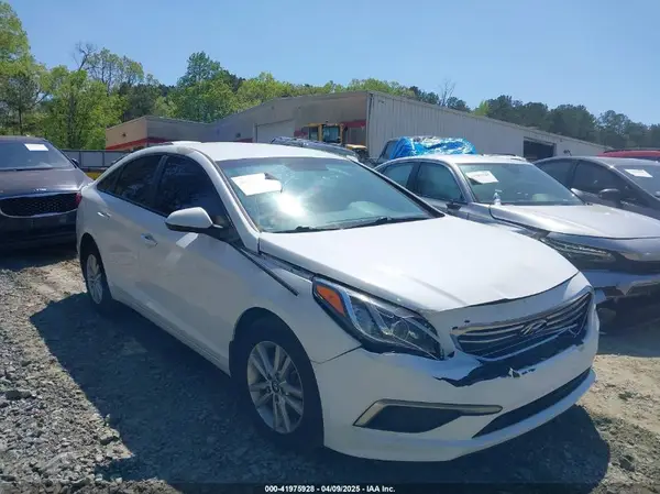 5NPE24AFXHH481349 2017 HYUNDAI SONATA - Image 1