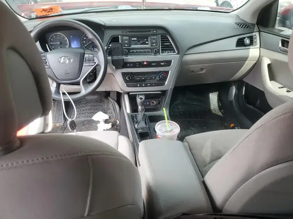 5NPE24AFXHH483988 2017 HYUNDAI SONATA - Image 8