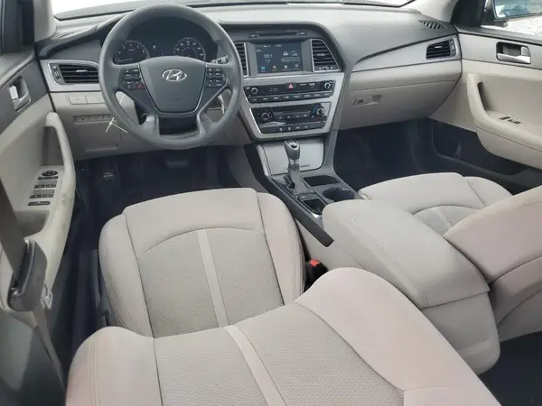 5NPE24AFXHH487071 2017 HYUNDAI SONATA - Image 8