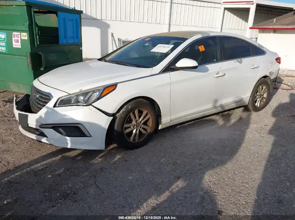 5NPE24AFXHH487149 2017 HYUNDAI SONATA - Image 2