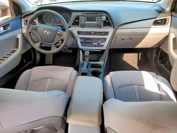 5NPE24AFXHH493467 2017 HYUNDAI SONATA - Image 8