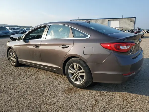 5NPE24AFXHH496661 2017 HYUNDAI SONATA - Image 2