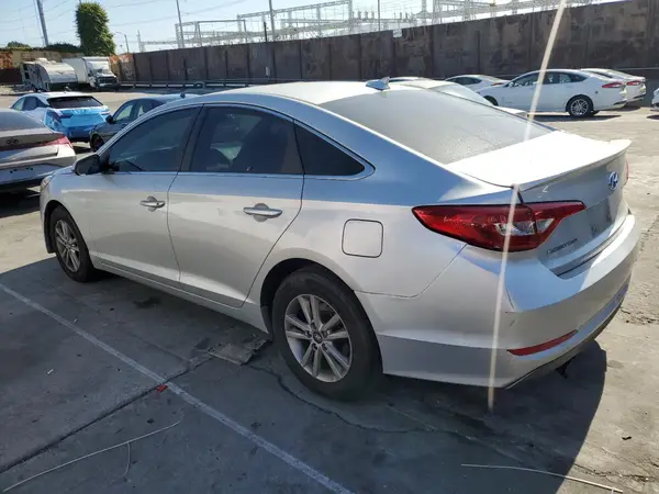 5NPE24AFXHH500286 2017 HYUNDAI SONATA - Image 2