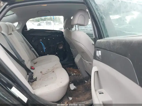 5NPE24AFXHH502572 2017 HYUNDAI SONATA - Image 8