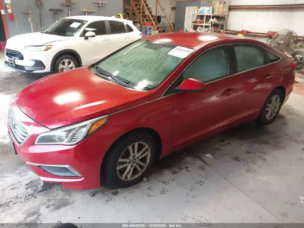 5NPE24AFXHH503222 2017 HYUNDAI SONATA - Image 2