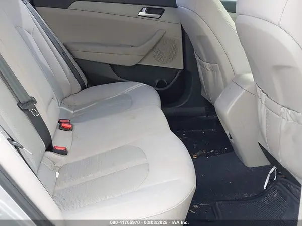 5NPE24AFXHH504161 2017 HYUNDAI SONATA - Image 8
