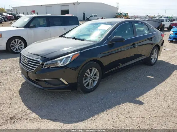 5NPE24AFXHH504211 2017 HYUNDAI SONATA - Image 2