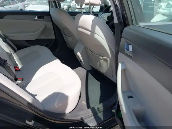 5NPE24AFXHH504211 2017 HYUNDAI SONATA - Image 8