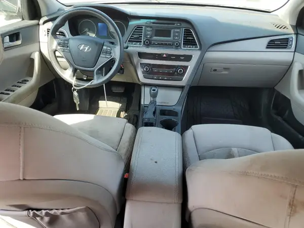 5NPE24AFXHH506685 2017 HYUNDAI SONATA - Image 8