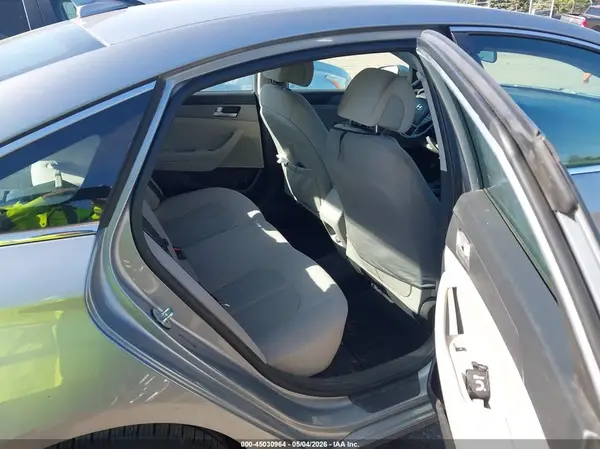 5NPE24AFXHH507321 2017 HYUNDAI SONATA - Image 8