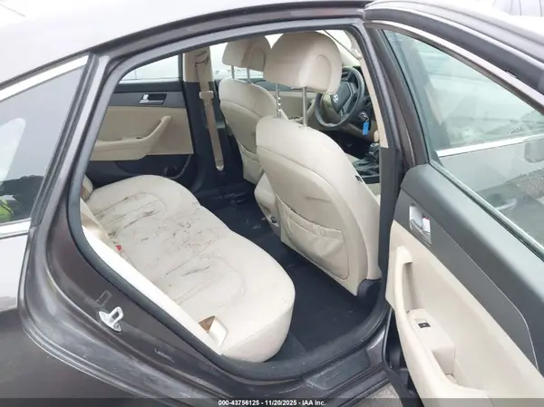 5NPE24AFXHH507772 2017 HYUNDAI SONATA - Image 8
